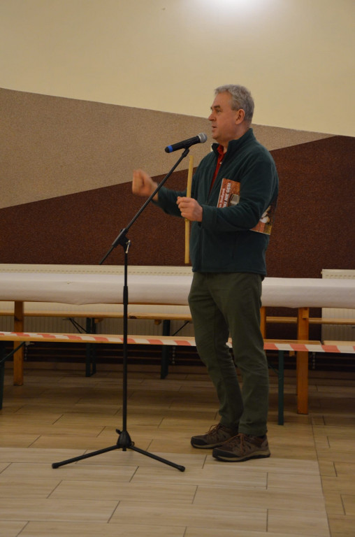 Babienica. Wodzenie bera i jajecznica ze 126 jajek