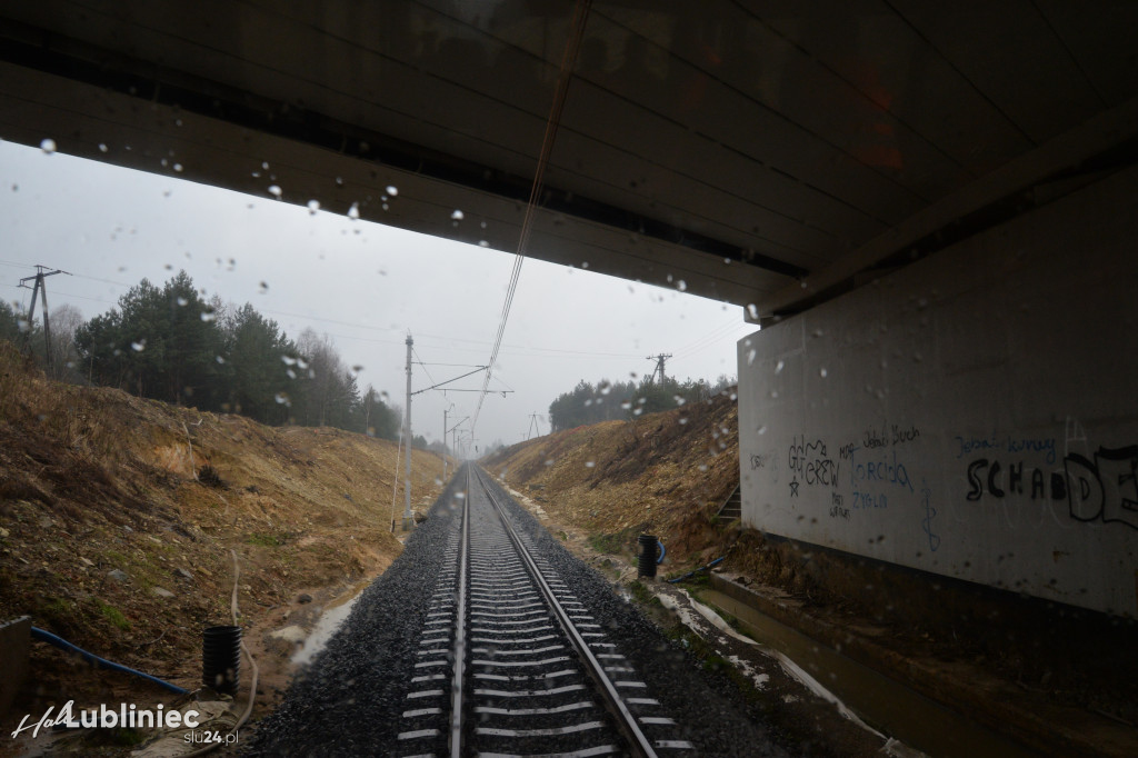 Na trasie pociągu Miasteczko Śląskie - lotnisko
