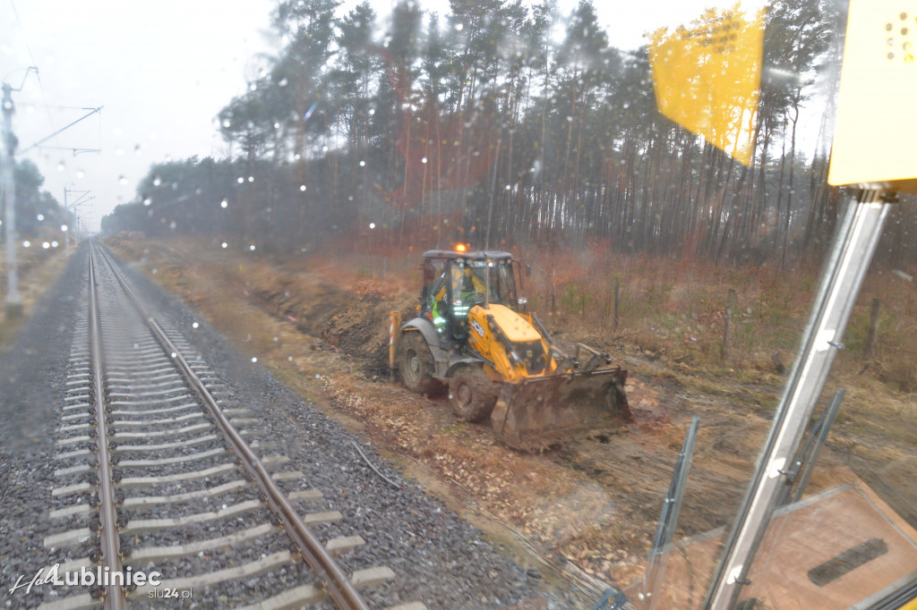 Na trasie pociągu Miasteczko Śląskie - lotnisko