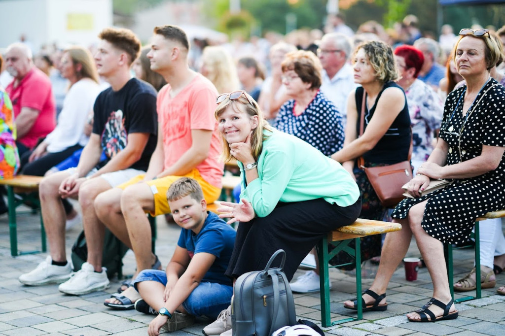 Lubliniec. Celine Dion i Sztywny Pal Azji [FOTO]