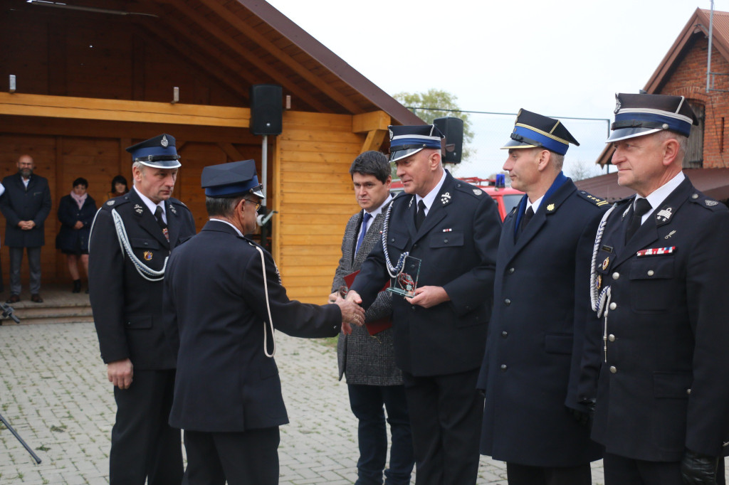 Strażacy mają nowy wóz. Uroczyste przekazanie