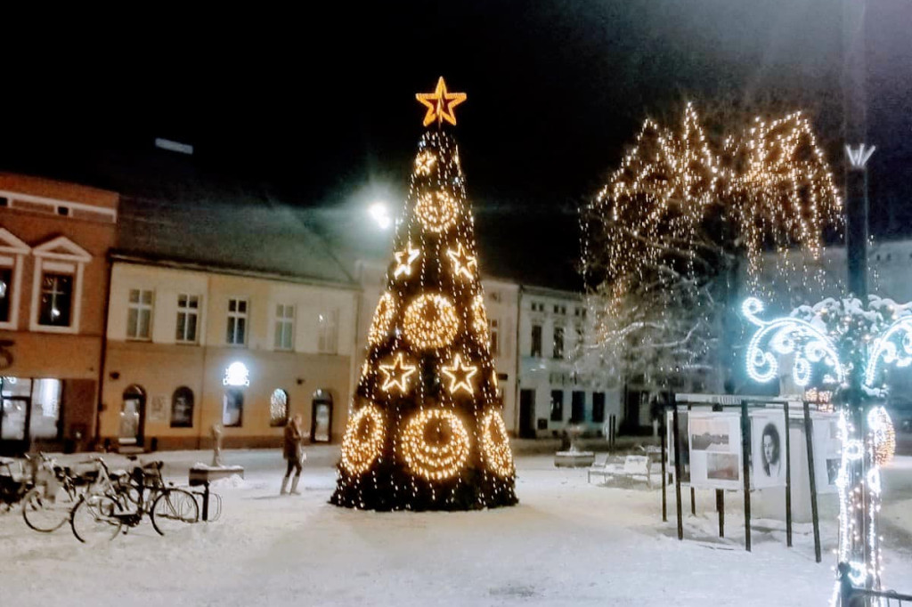 Lubliniec. Rynek w świątecznej odsłonie