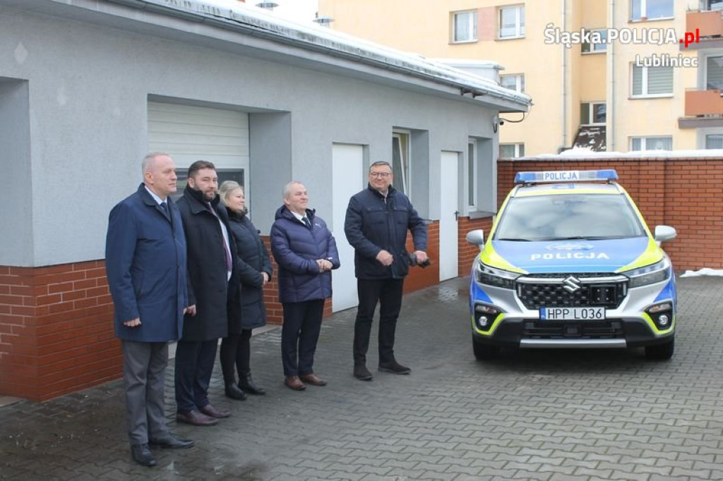 Lubliniec. Policja ma dwa nowe radiowozy [FOTO]