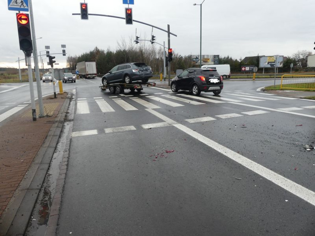 Lubliniec. Zderzenie na skrzyżowaniu dróg krajowych