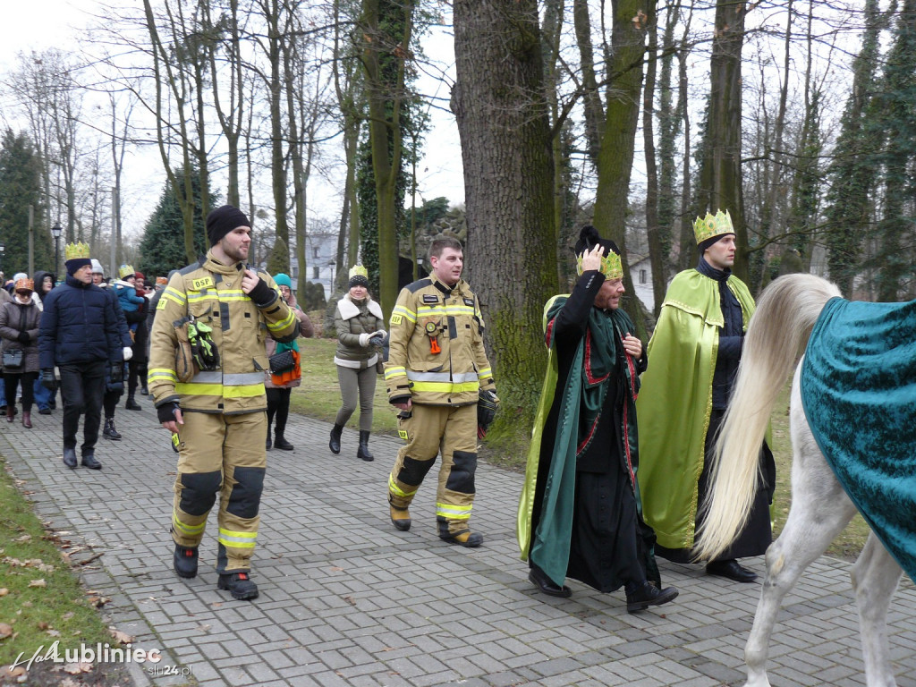 Lubliniec. Orszak Trzech Króli [FOTO]