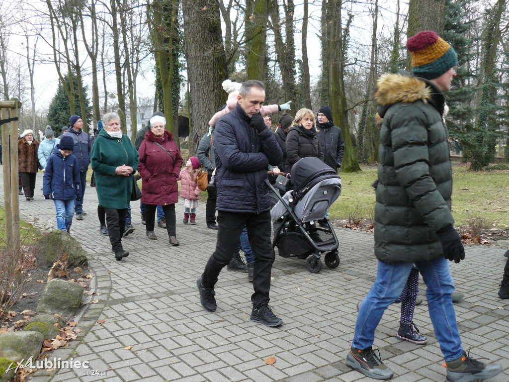 Lubliniec. Orszak Trzech Króli [FOTO]