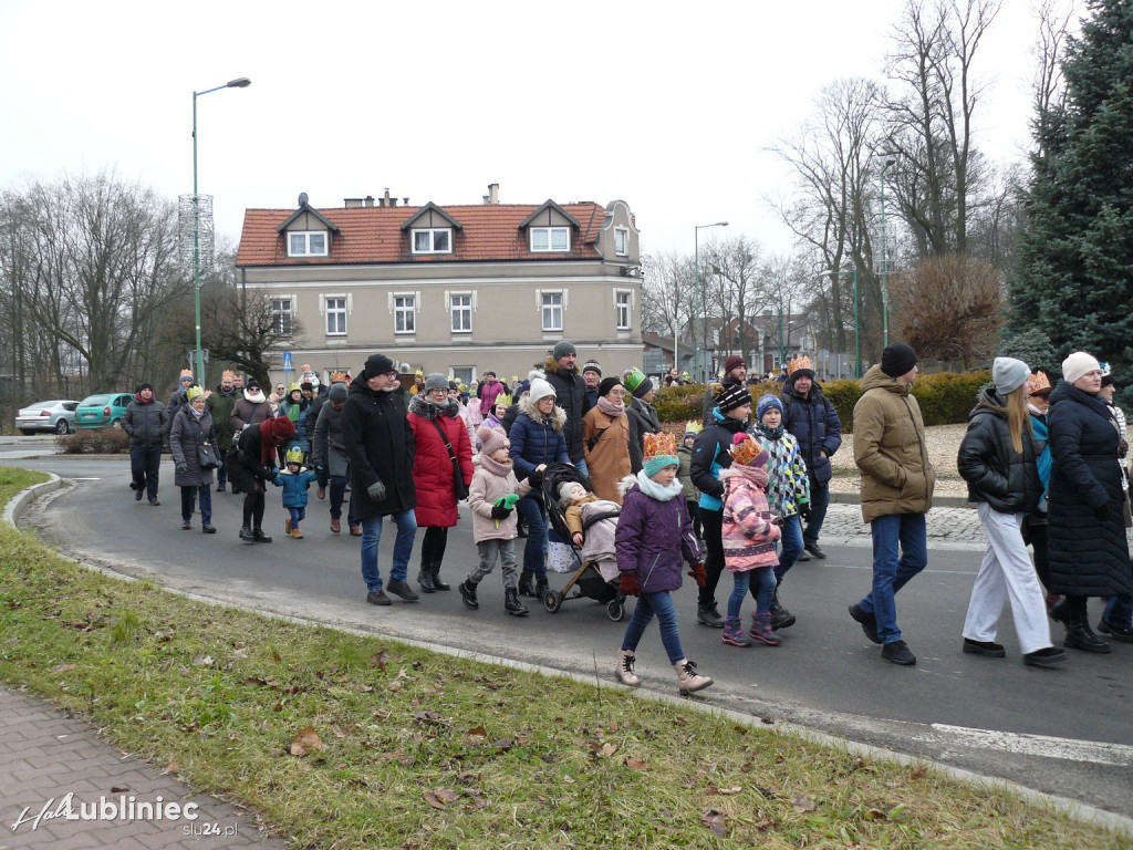 Lubliniec. Orszak Trzech Króli [FOTO]