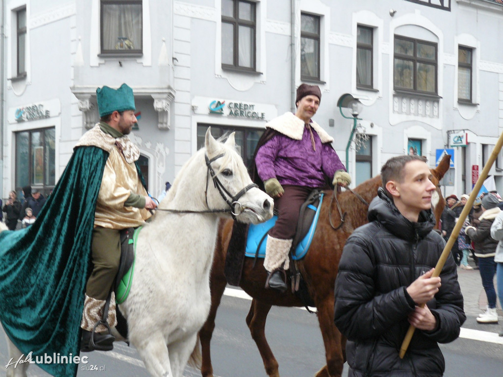 Lubliniec. Orszak Trzech Króli [FOTO]