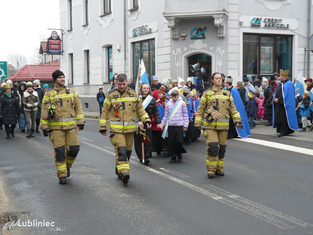 Lubliniec. Orszak Trzech Króli [FOTO]