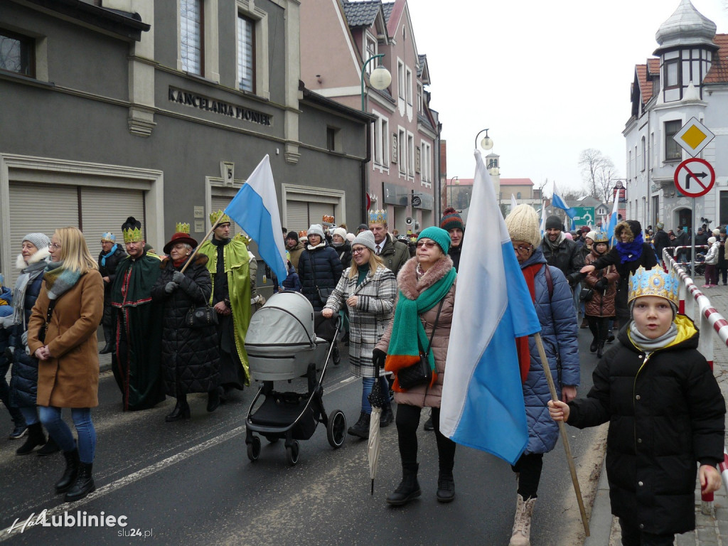 Lubliniec. Orszak Trzech Króli [FOTO]