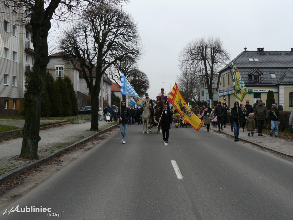 Lubliniec. Orszak Trzech Króli [FOTO]