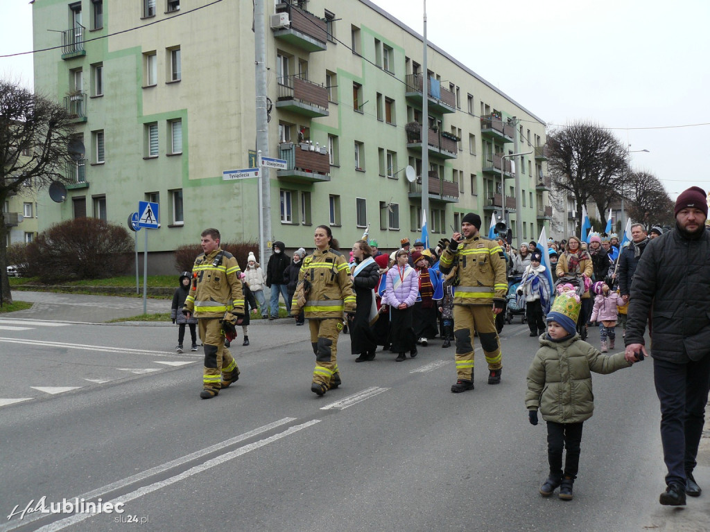 Lubliniec. Orszak Trzech Króli [FOTO]