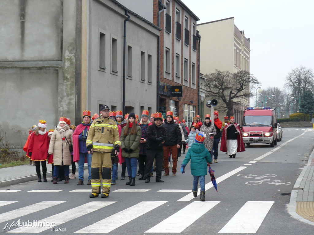 Lubliniec. Orszak Trzech Króli [FOTO]