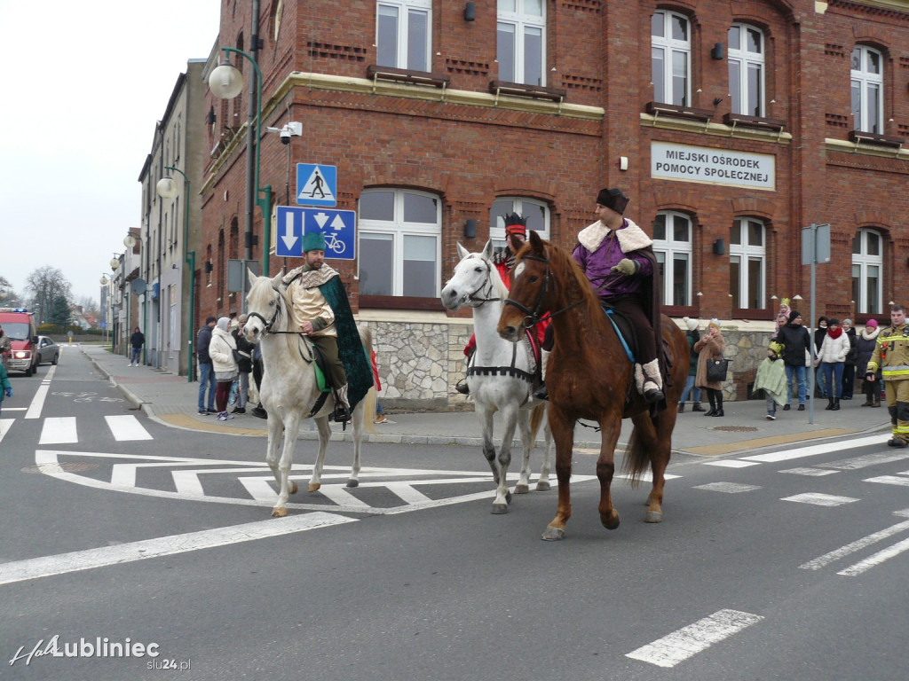 Lubliniec. Orszak Trzech Króli [FOTO]