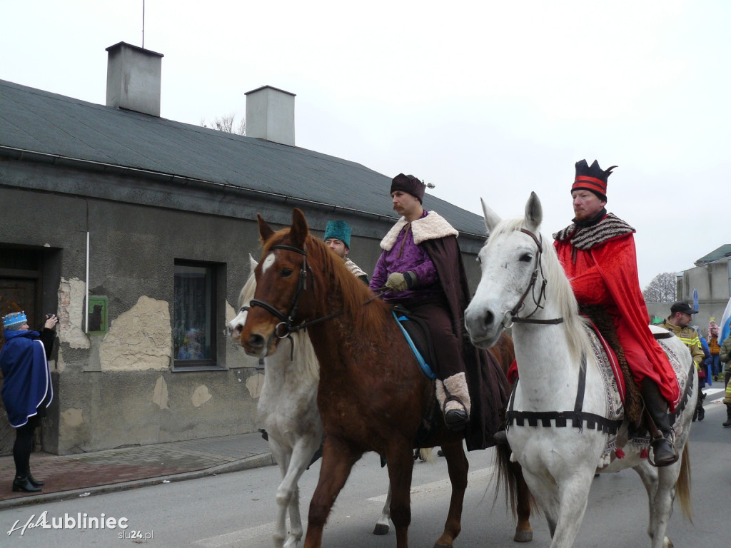 Lubliniec. Orszak Trzech Króli [FOTO]