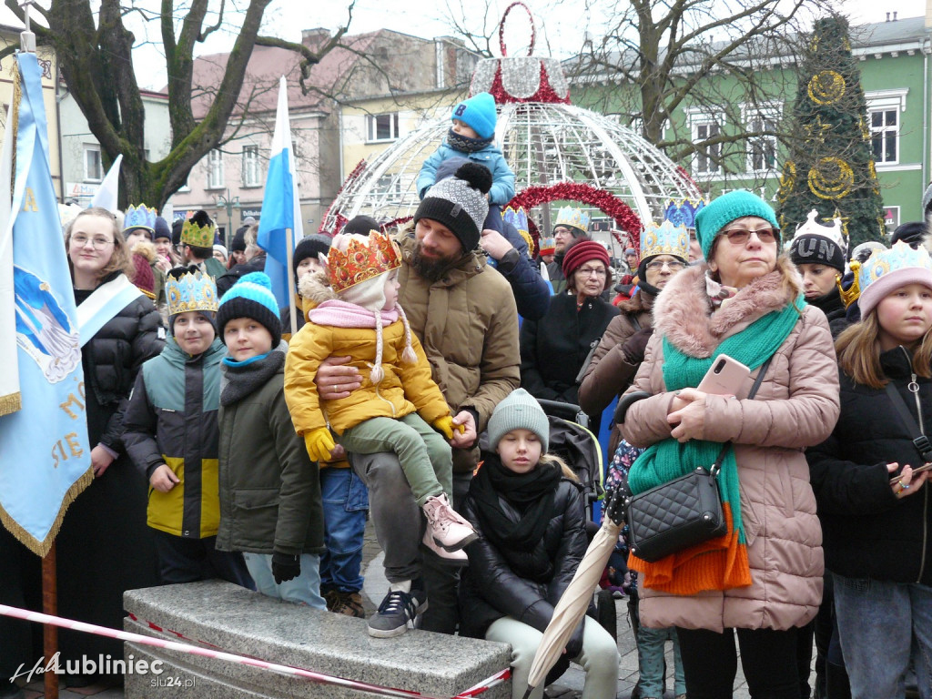 Lubliniec. Orszak Trzech Króli [FOTO]