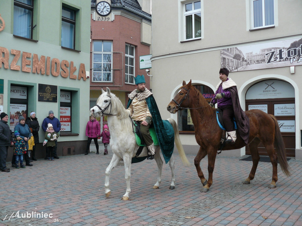 Lubliniec. Orszak Trzech Króli [FOTO]