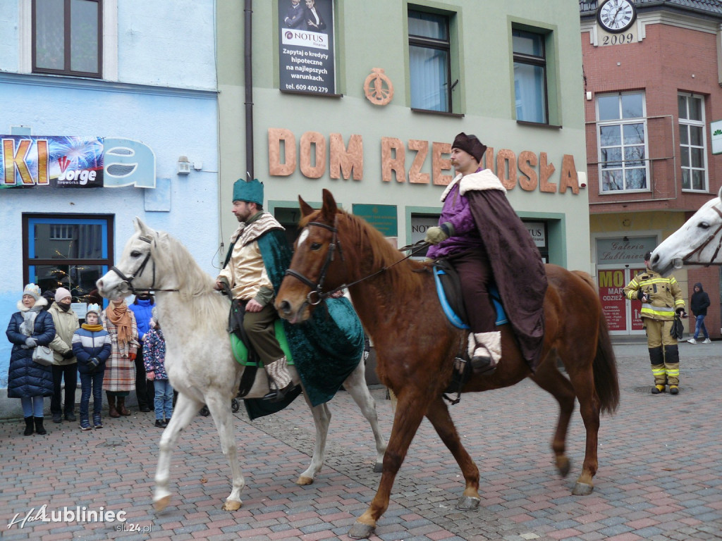 Lubliniec. Orszak Trzech Króli [FOTO]