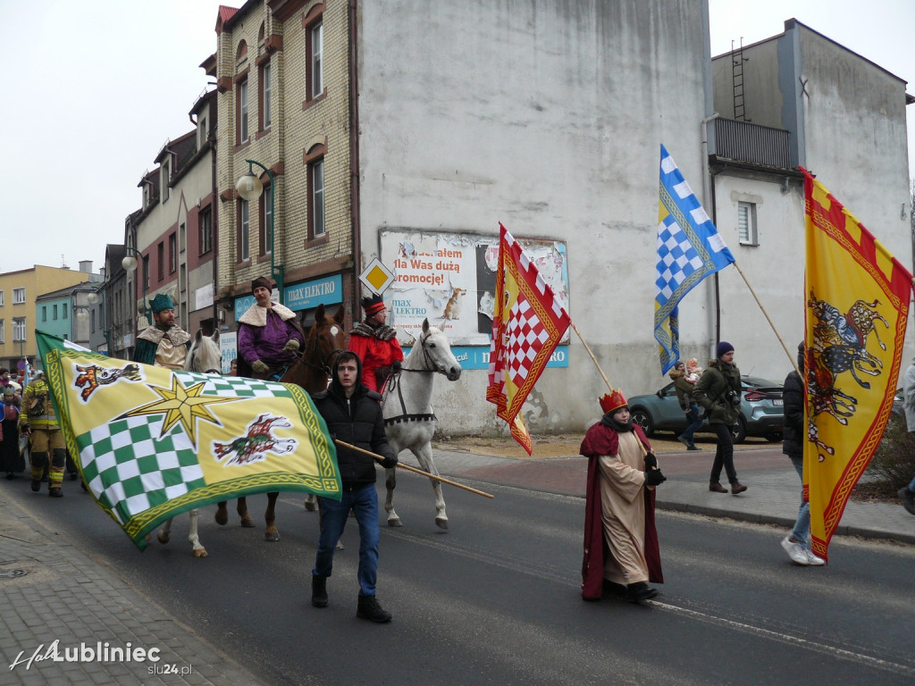 Lubliniec. Orszak Trzech Króli [FOTO]