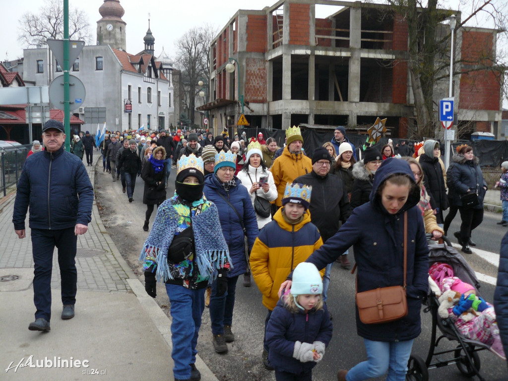 Lubliniec. Orszak Trzech Króli [FOTO]