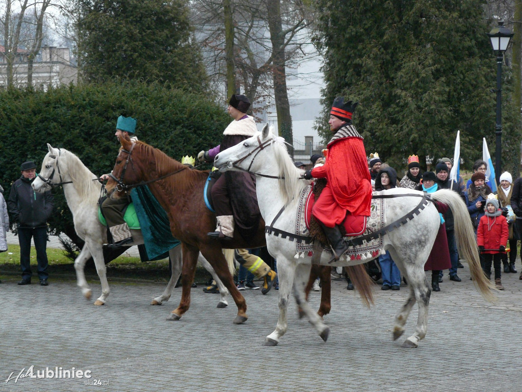 Lubliniec. Orszak Trzech Króli [FOTO]