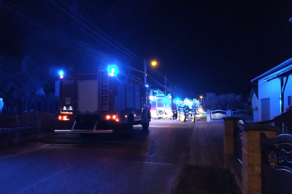 Rusinowice. Nocny pożar budynku gospodarczego [FOTO]