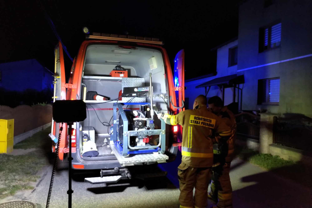 Rusinowice. Nocny pożar budynku gospodarczego [FOTO]