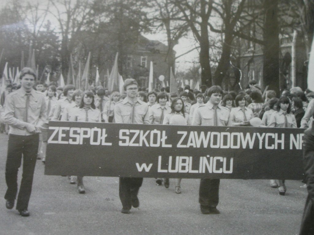 Sto lat Kazika. Archiwalne zdjęcia szkoły