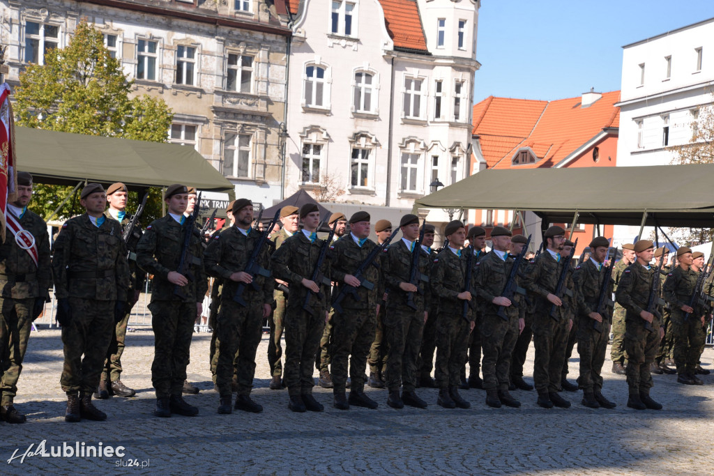 Przysięga wojskowa na rynku [FOTO]