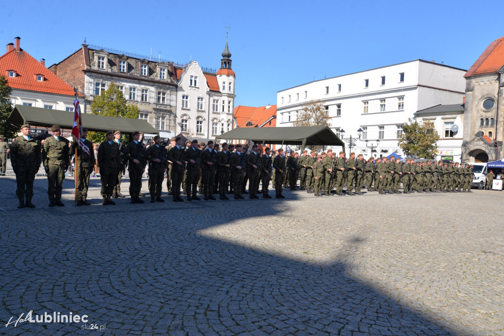 Przysięga wojskowa na rynku [FOTO]