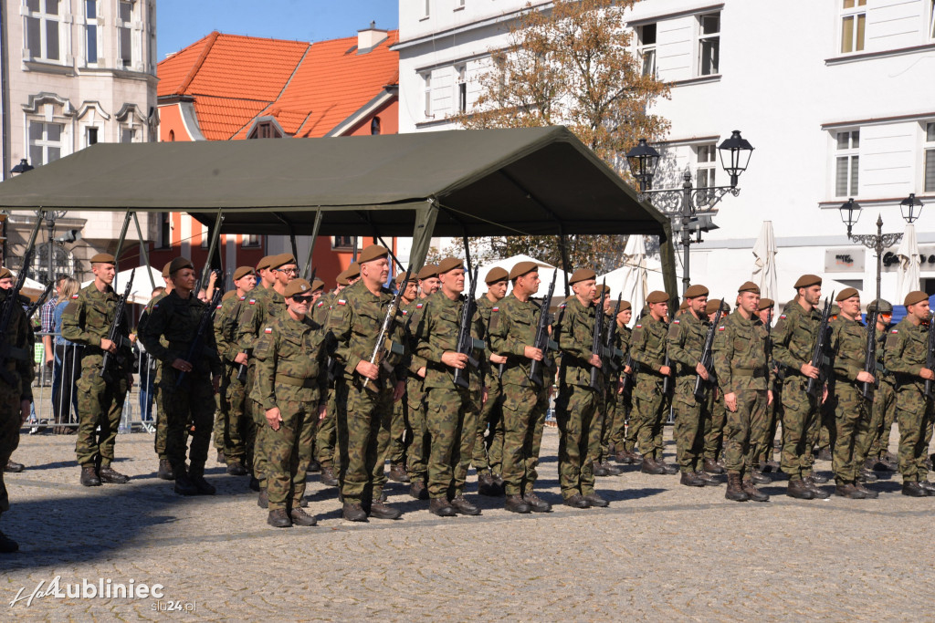 Przysięga wojskowa na rynku [FOTO]