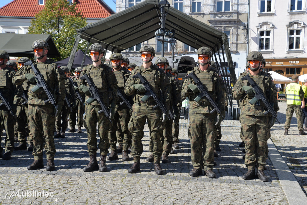 Przysięga wojskowa na rynku [FOTO]