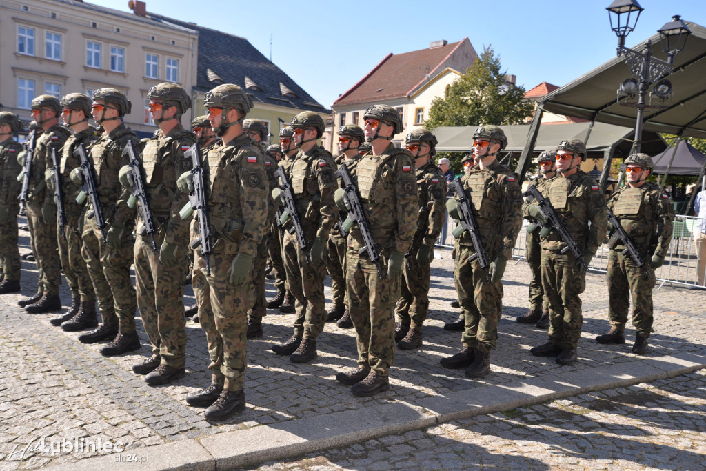 Przysięga wojskowa na rynku [FOTO]