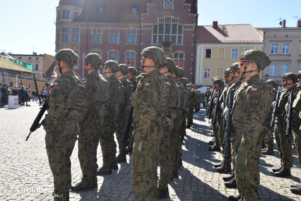 Przysięga wojskowa na rynku [FOTO]