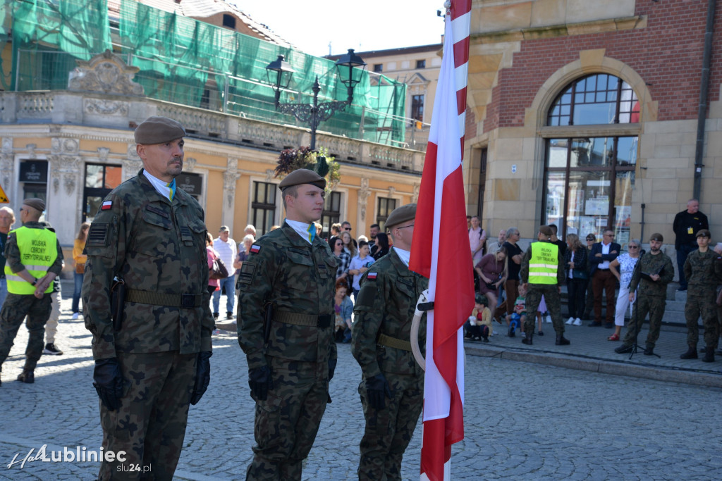 Przysięga wojskowa na rynku [FOTO]