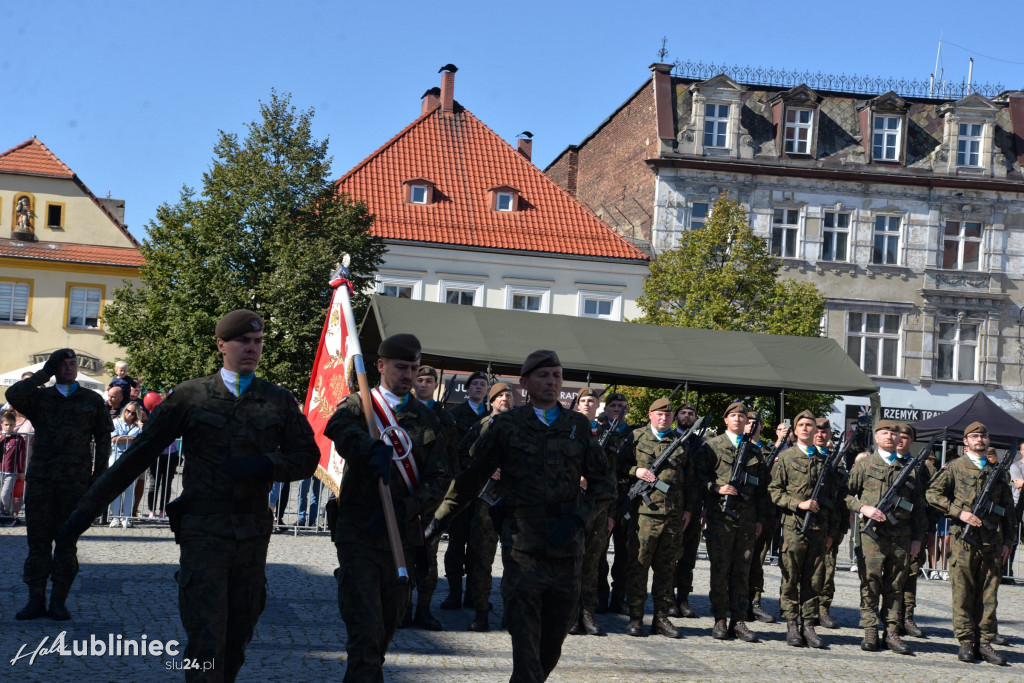 Przysięga wojskowa na rynku [FOTO]