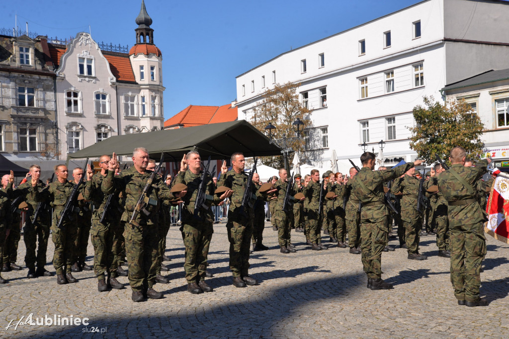 Przysięga wojskowa na rynku [FOTO]