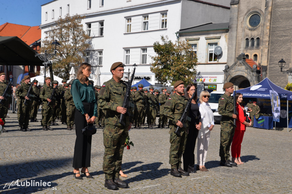 Przysięga wojskowa na rynku [FOTO]