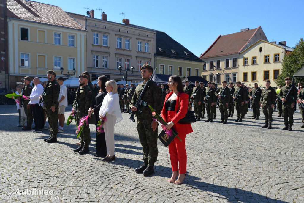 Przysięga wojskowa na rynku [FOTO]