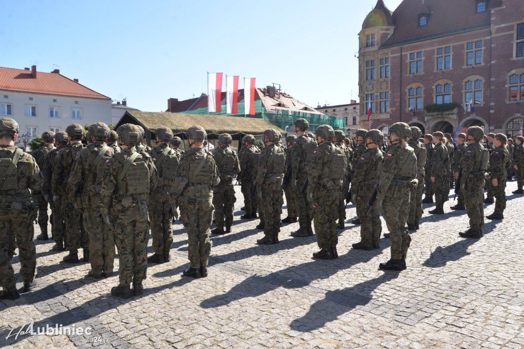 Przysięga wojskowa na rynku [FOTO]