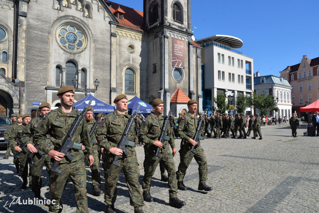 Przysięga wojskowa na rynku [FOTO]