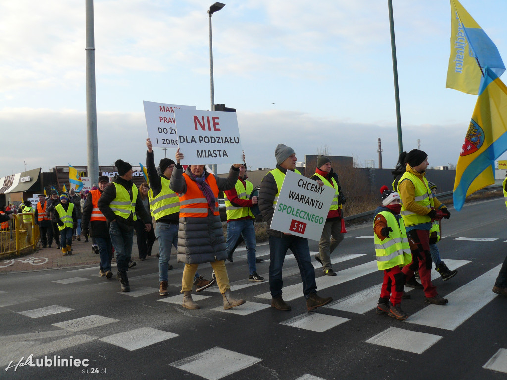 Lubliniec. Protest w sprawie S11 na DK 11