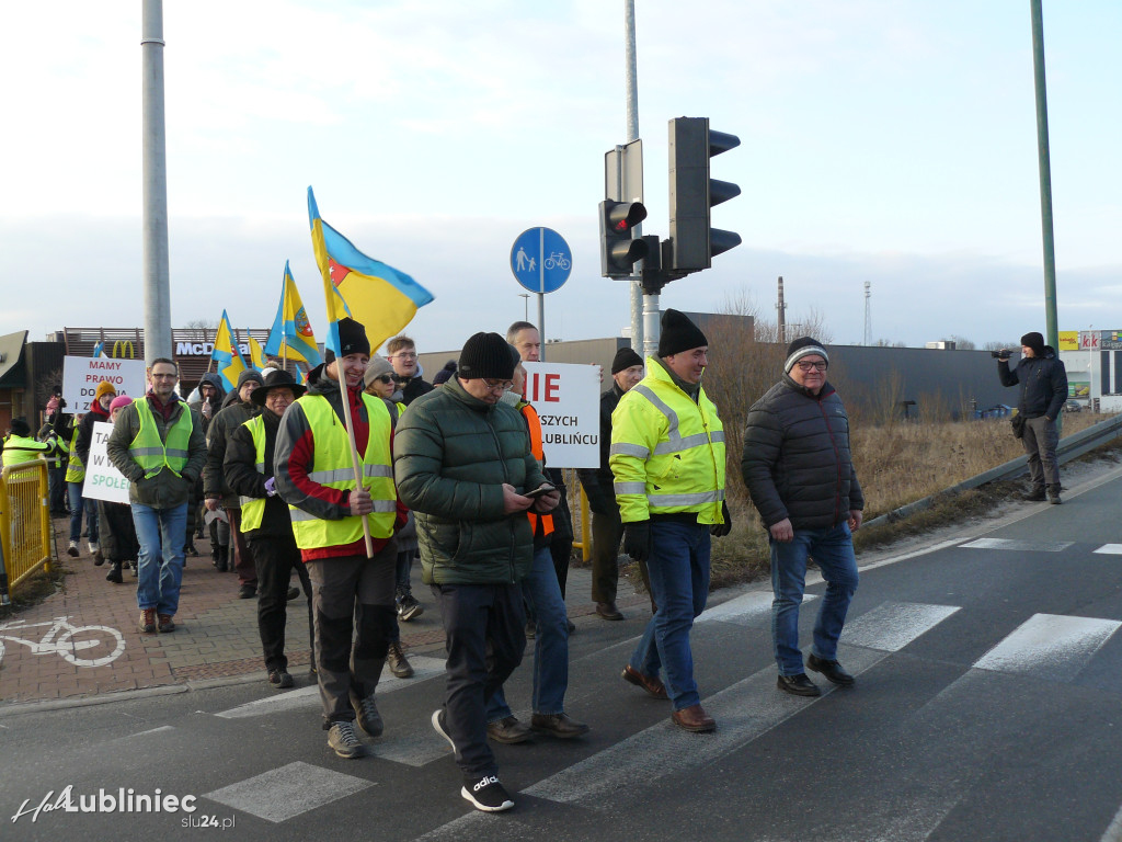 Lubliniec. Protest w sprawie S11 na DK 11