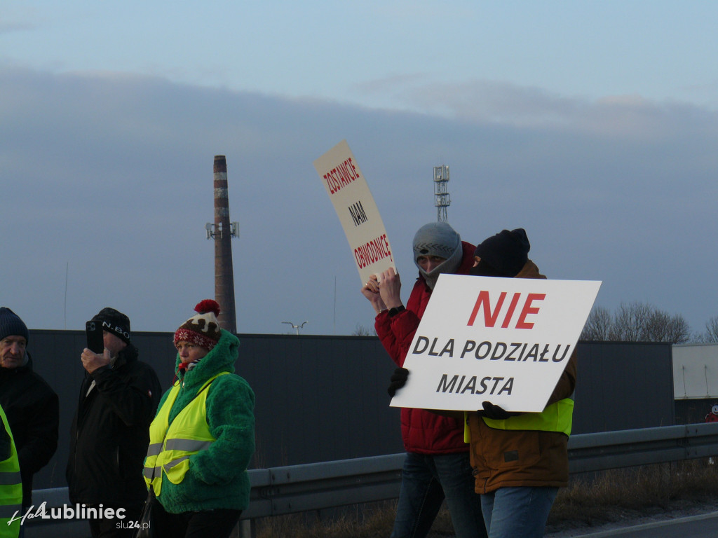 Lubliniec. Protest w sprawie S11 na DK 11