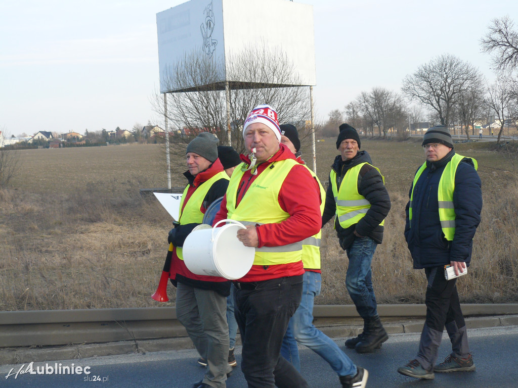 Lubliniec. Protest w sprawie S11 na DK 11