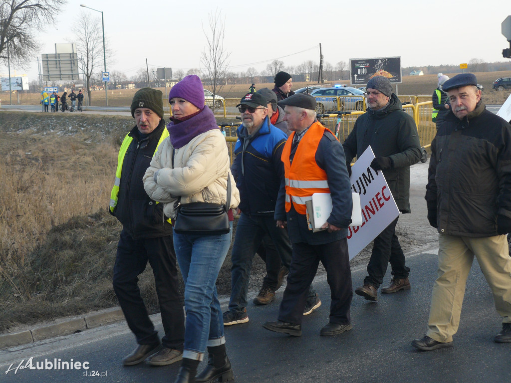 Lubliniec. Protest w sprawie S11 na DK 11