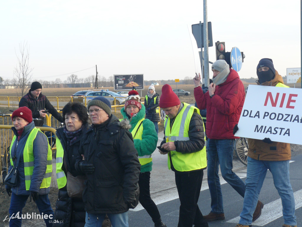 Lubliniec. Protest w sprawie S11 na DK 11