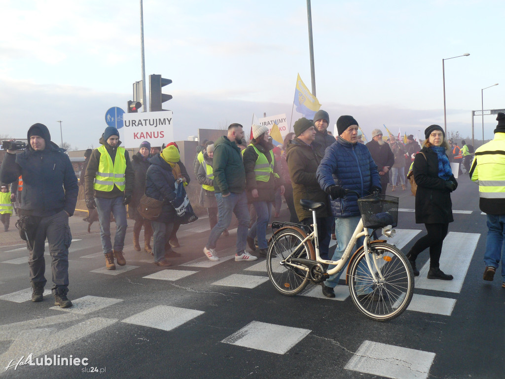 Lubliniec. Protest w sprawie S11 na DK 11