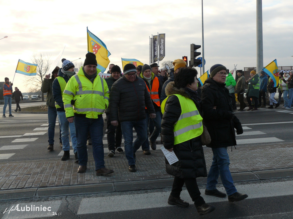 Lubliniec. Protest w sprawie S11 na DK 11