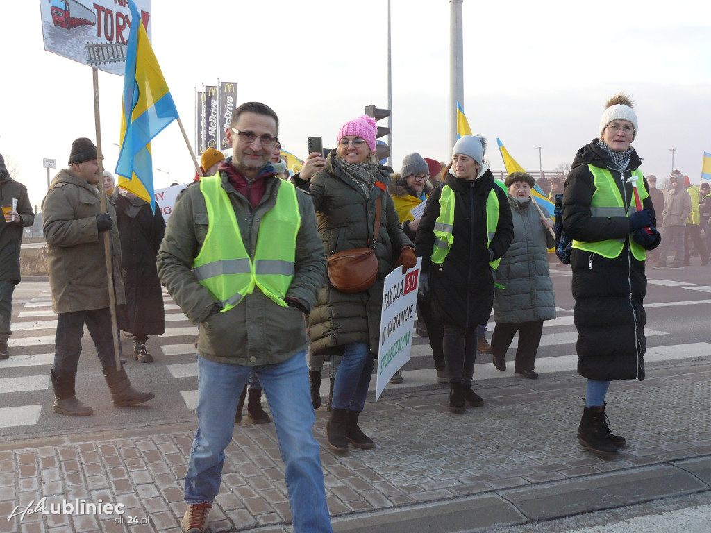 Lubliniec. Protest w sprawie S11 na DK 11